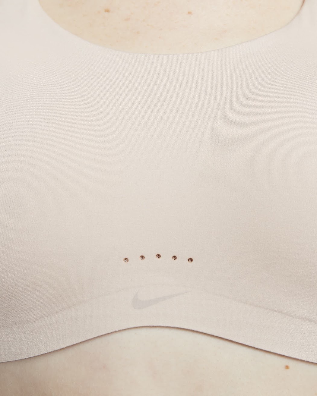 Nike Alate 2 Maple Magazine Nike Alate 1