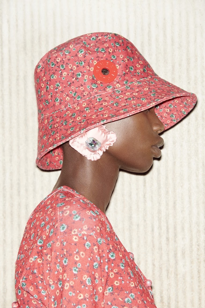 BIMBA Y LOLA 13 Maple Magazine Bimba y Lola Blooming Flowers 13