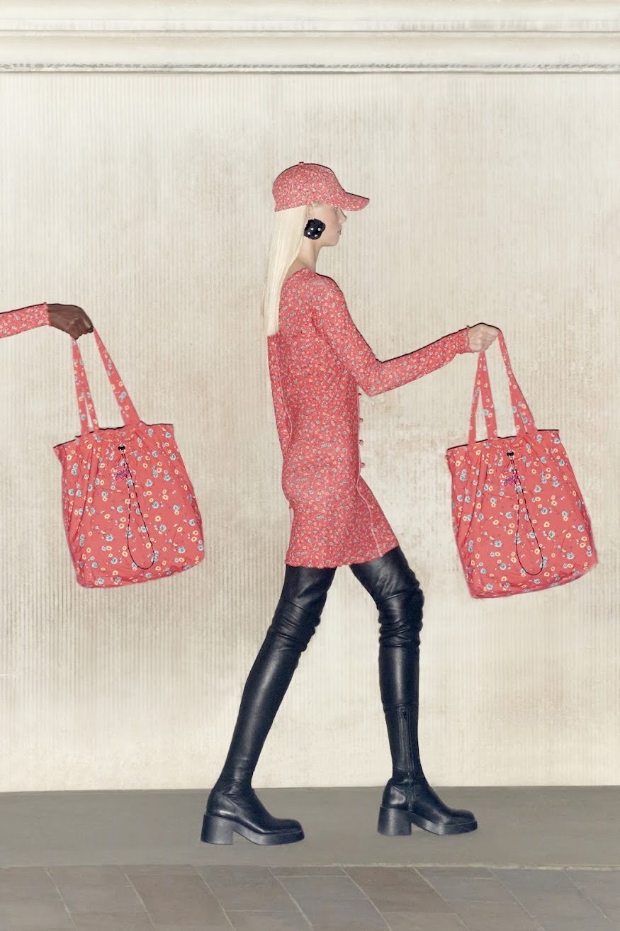BIMBA Y LOLA 15 Maple Magazine Bimba y Lola Blooming Flowers 14