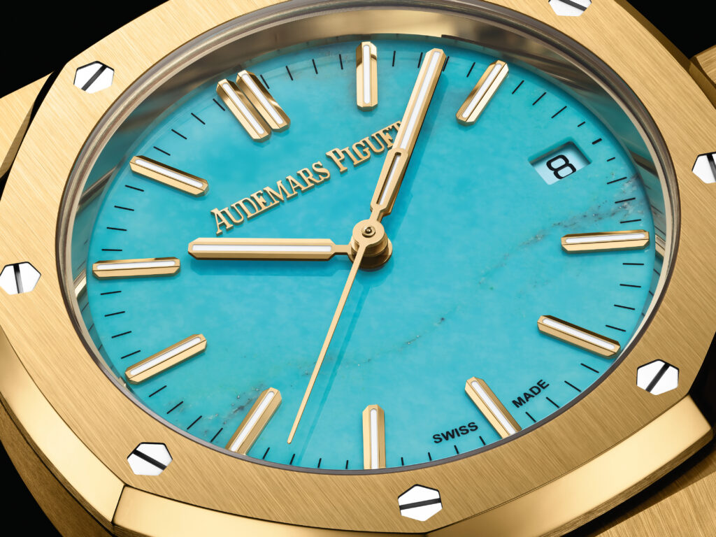 Llega un nuevo Royal Oak de Audemars Piguet, iluminado con turquesa y oro. 3 MAPLE AUDEMARS PIGUET 3