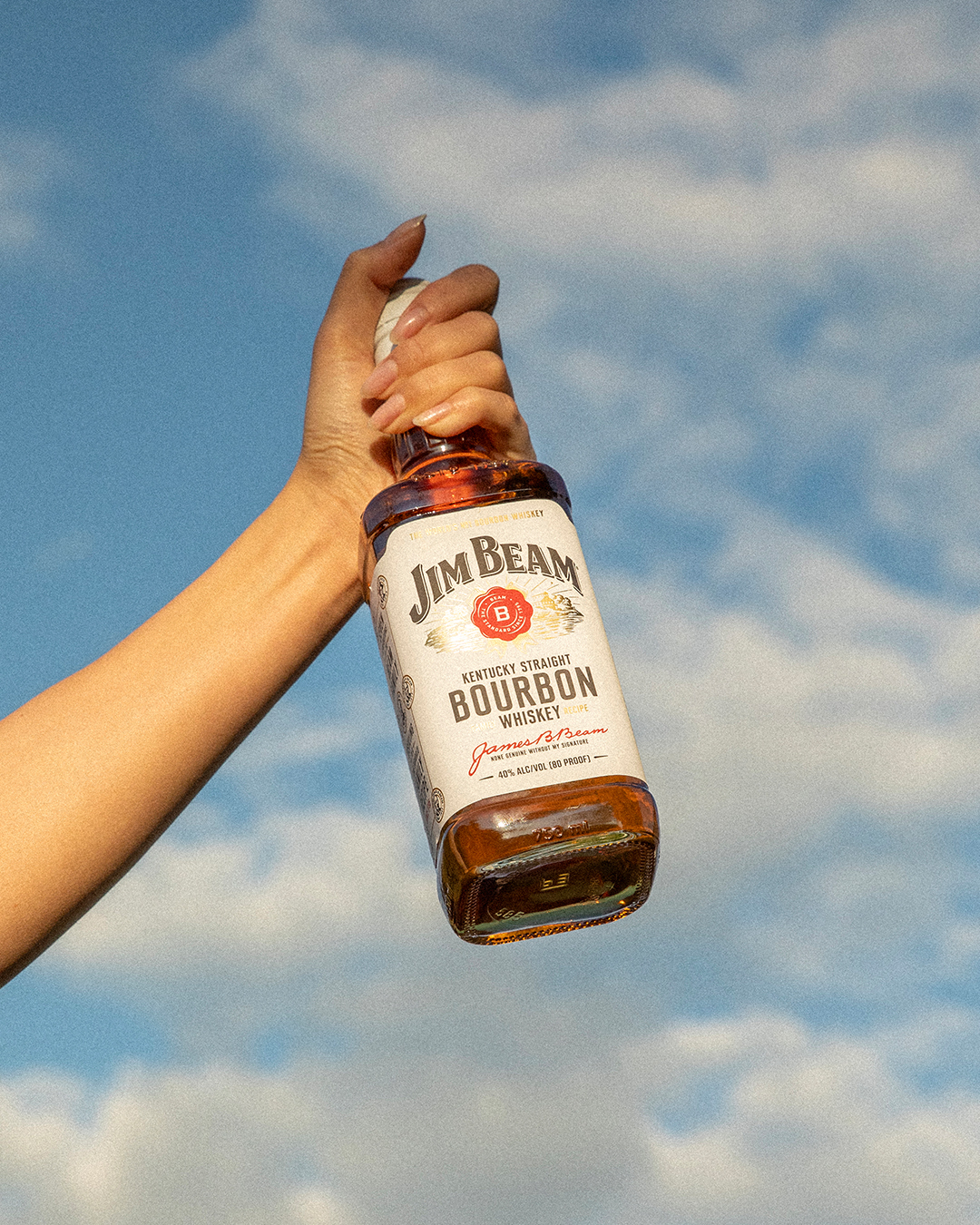 Jim Beam trae la playlist pefecta para brindar este verano. 2 MAPLE JIM BEAN SUMMER 5