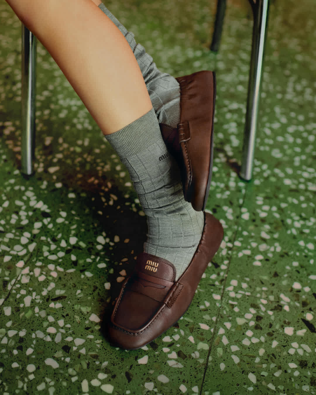 Miu Miu celebra el año nuevo Chino con el corto "The Encounter". 3 maple Miu Miu CNY 2025 ADV Campaign Details 01