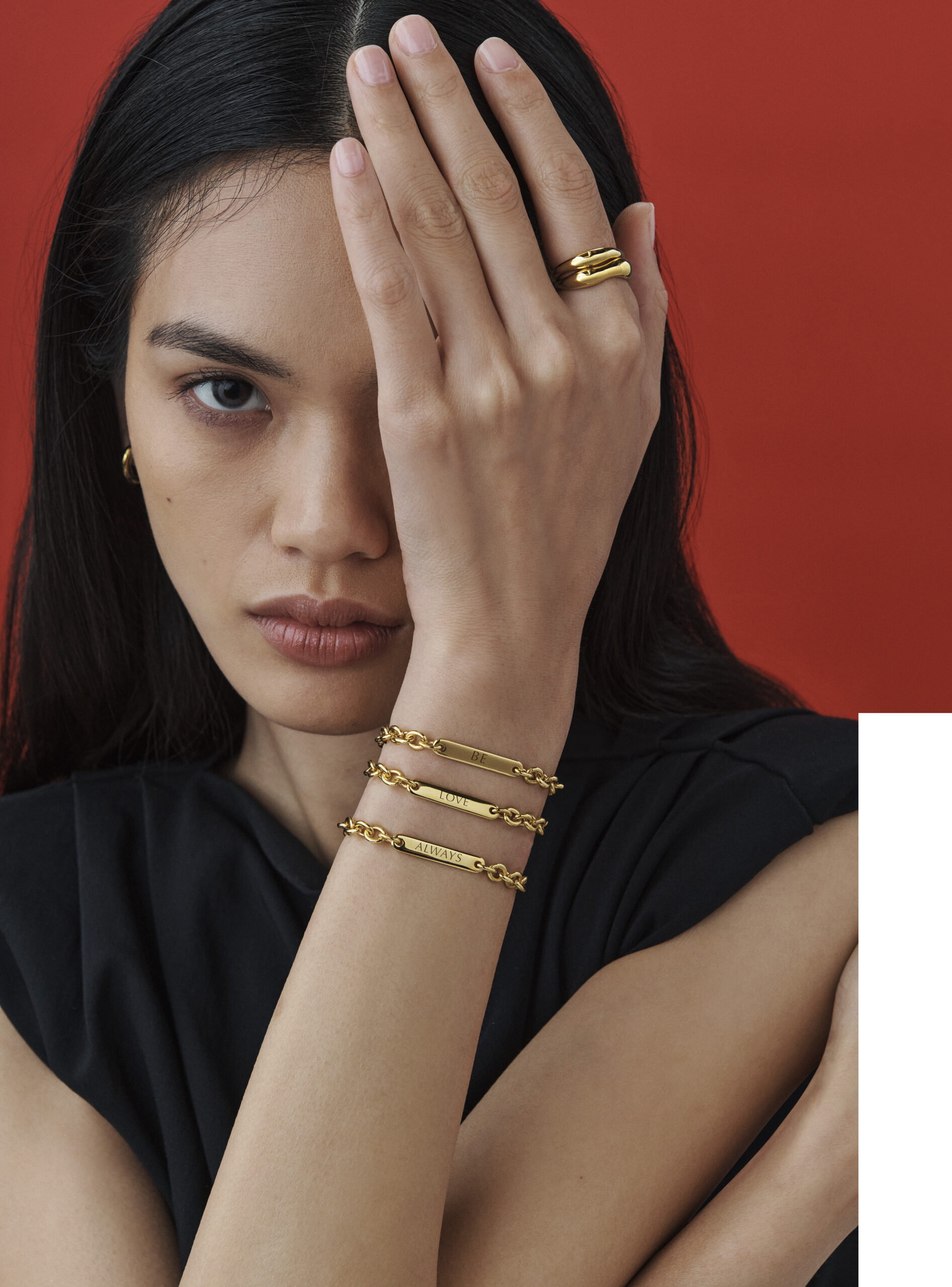 Pandora presenta "Be Love", su campaña de San Valentín. 2 MAPLE Q125 Val Social Model 10 online JPG scaled