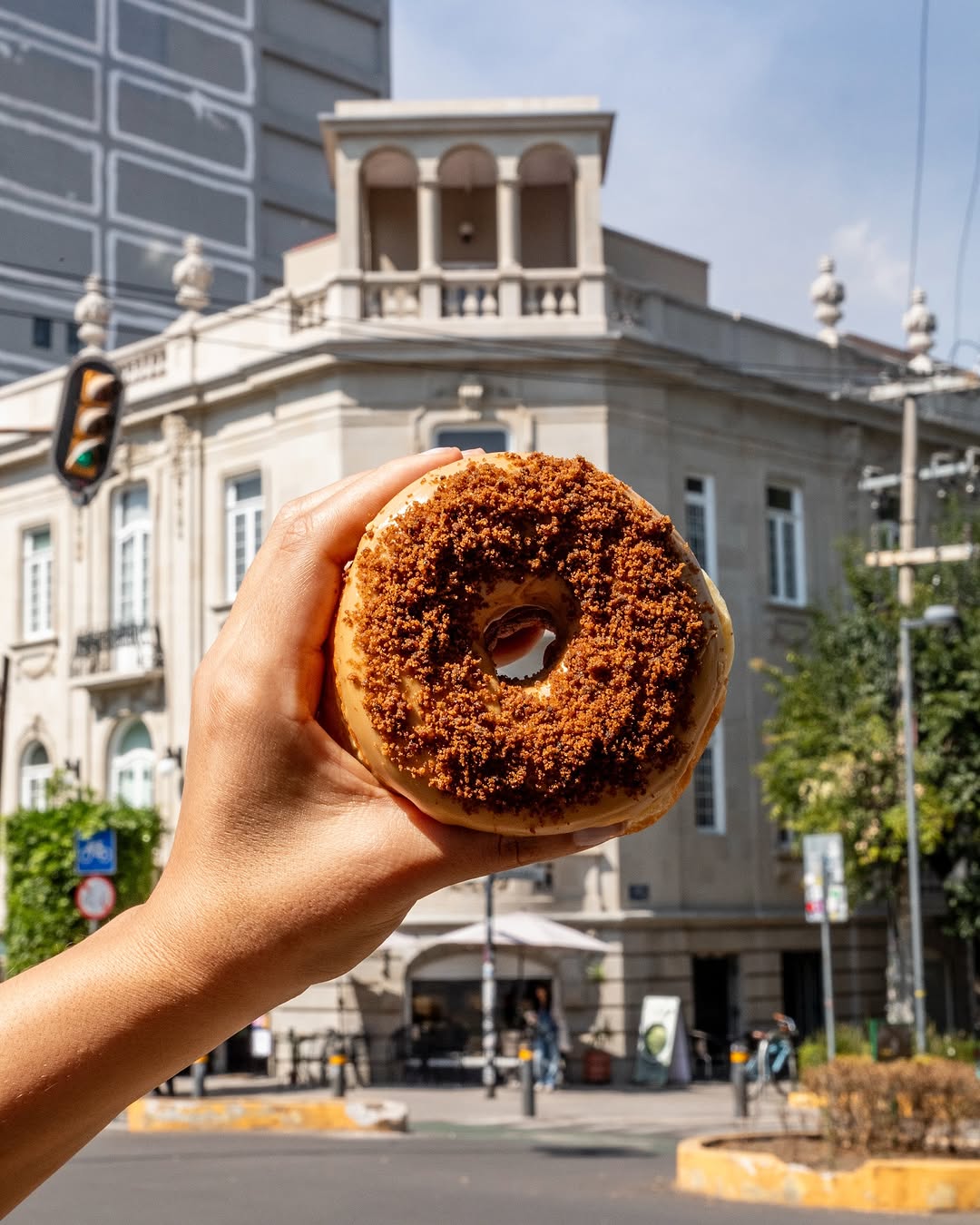 Randy's Donuts llega a la Ciudad de México. 2 MAPLE RANDYS DONUTS 9