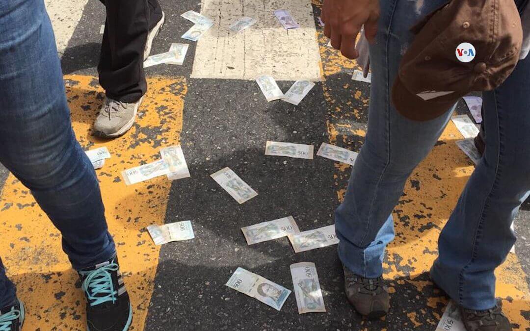 4 Mind-Blowing Cases of Hyperinflation that Will Make You Tremble