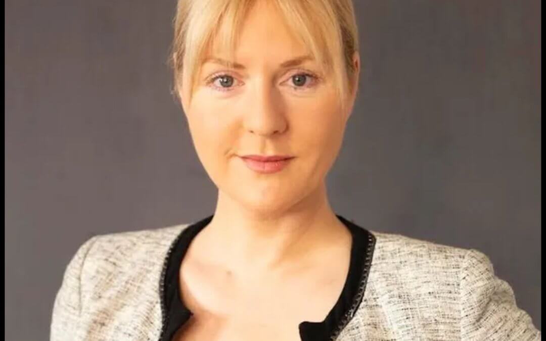 2209: Client Case Study- Transitioning from Communism to Privatization with Elena Clark