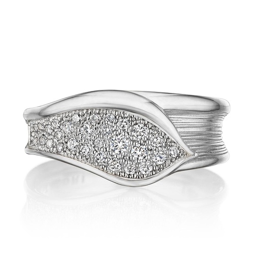 Petal Diamond Pavé Ring in 18kt White Gold