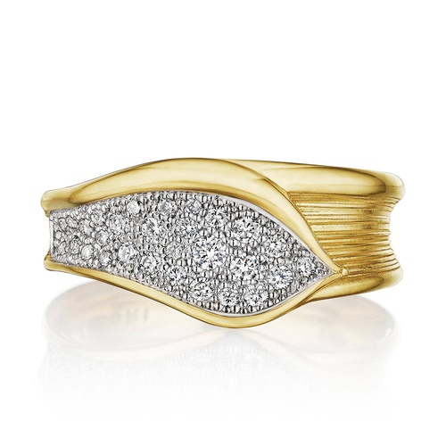 Petal Diamond Pavé Ring in 18kt Yellow Gold