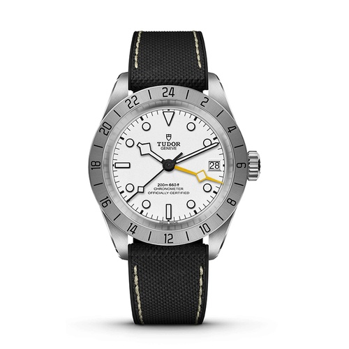 Black Bay Pro 39mm Rubber and Leather M79470-0006