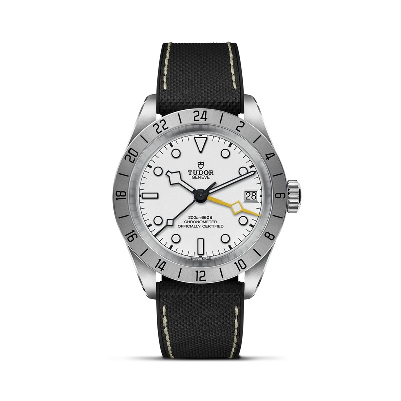 Black Bay Pro 39mm Rubber and Leather M79470-0006