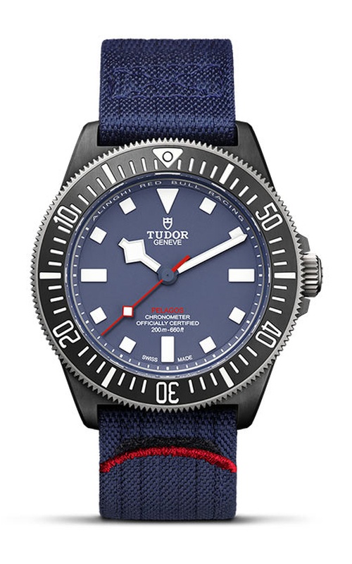 Pelagos FXD 42mm Fabric M25707KN-0001