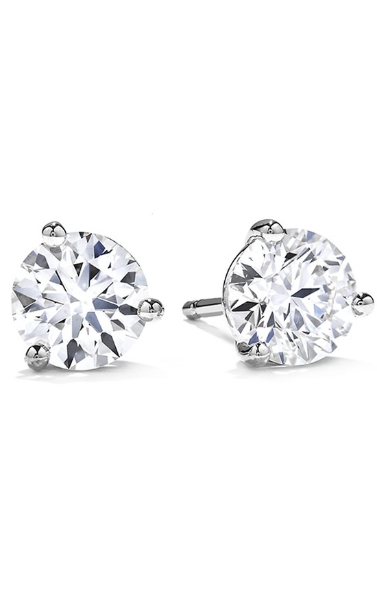 Hearts on Fire Three-Prong Stud Earrings 3SIE00258W
