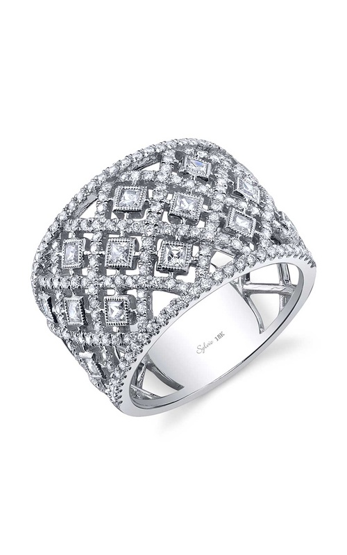 Glamorous Diamond Ring