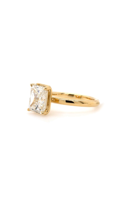 Yellow 18 Karat Engagement Ring Size 6.5 With One = 3.01Ct Radiant I Si1 Diamond
