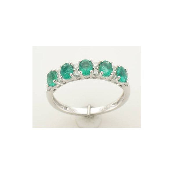 Le Vian Ring TRQV 8 | Gold Smith Gallery