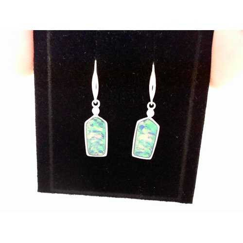 14K Yellow Gold Estate  Opal Earring