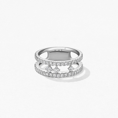 18K White Gold Hearts on Fire  Diamond Ring