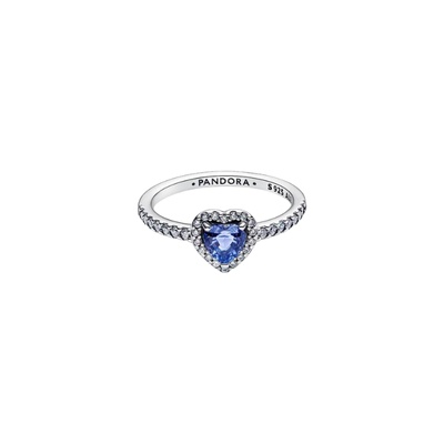 Pandora Sparkling Elevated Heart Ring 198421C05-48
