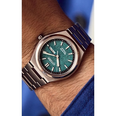 Citizen Zenshin Three-hand Green Dial Watch AW0130-85X