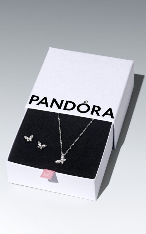 Pandora Sparkling Butterfly Jewelry Gift Set B802650