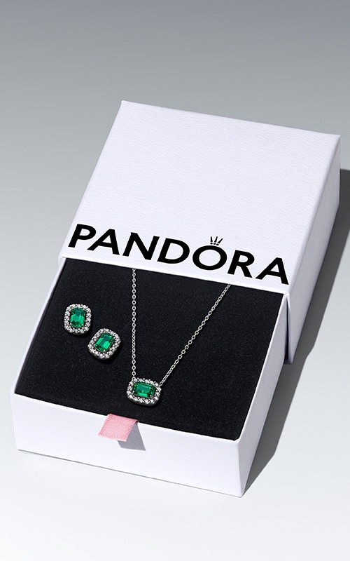 Pandora Moments Small O Pendant 388296