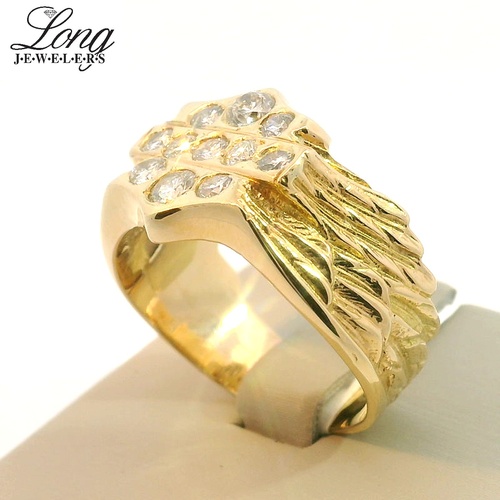 18K Gold and Diamond Ring thumbnail 3