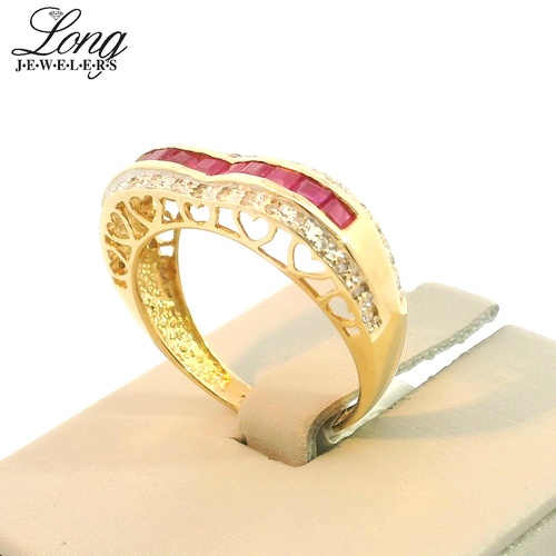 Ruby Ring w Heart Shaped Design thumbnail 3
