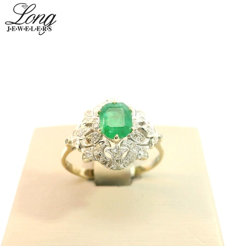 Emerald & Diamond Ring thumbnail 4