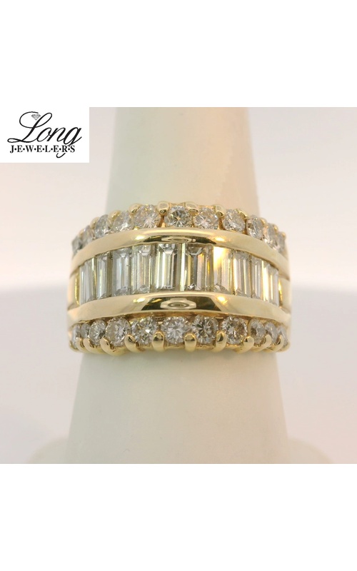 14K Yellow Gold Cluster Ring: Timeless Elegance and Sparkling Brilliance