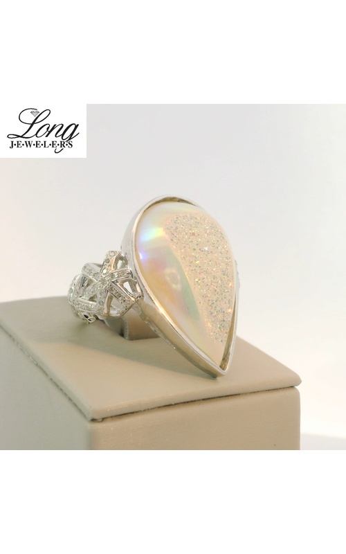 14K Yellow Gold Gemstone Ring: Timeless Elegance and Vibrant Color