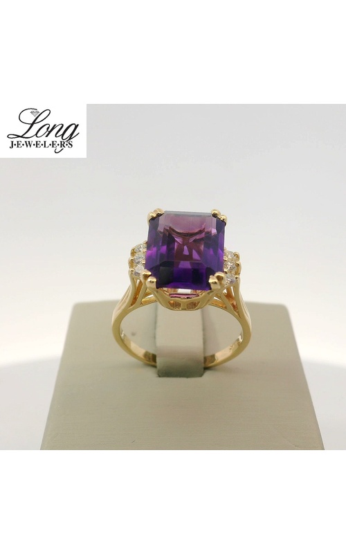 14K Yellow Gold Stunning Amethyst Ring 14K Yellow Gold Stunning Amethyst Ring