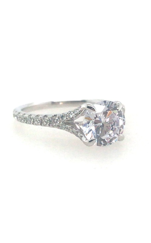 Exquisite 14K White Gold Engagement Ring