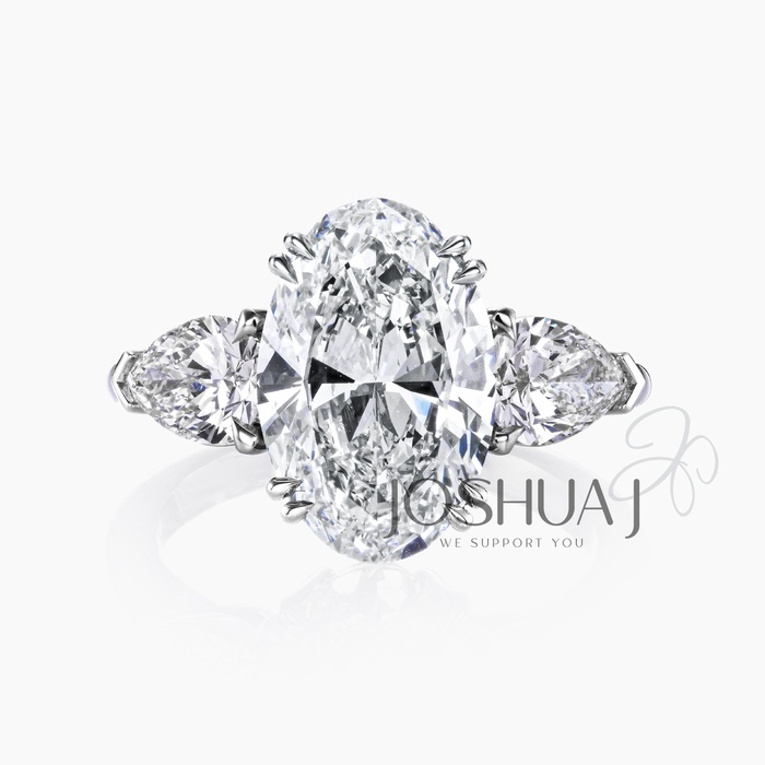 Oval Diamond Ring