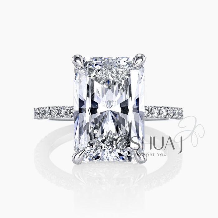 Round Diamond Ring