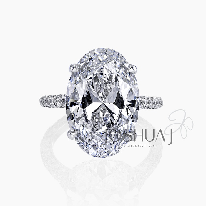 Oval Diamond Ring