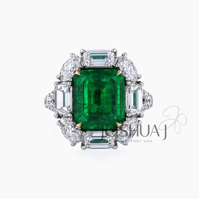 Emerald Cluster Ring