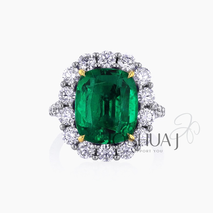 Cushion Emerald Halo Ring