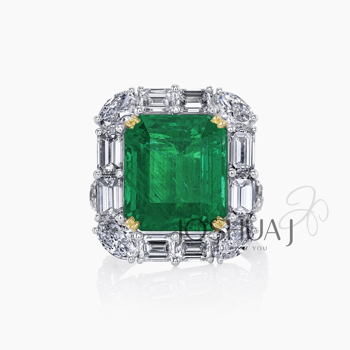 Emerald Halo Ring