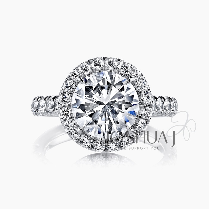 Round Diamond Halo Ring