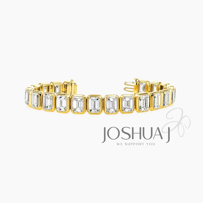 Emerald-Cut Diamond Bracelet