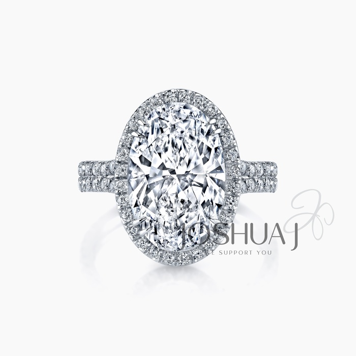 Oval Diamond Halo Ring