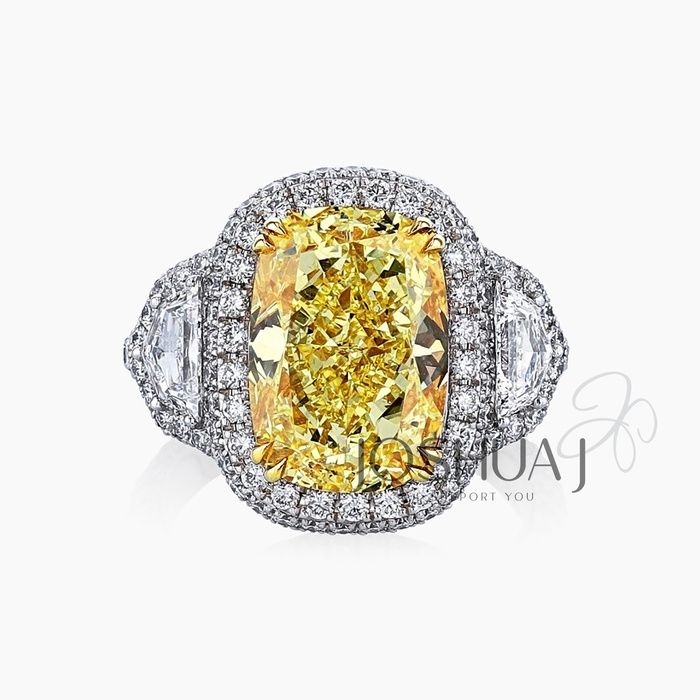 Fancy Yellow Round Diamond Ring