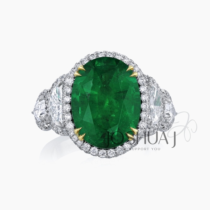 Pear Emerald Ring