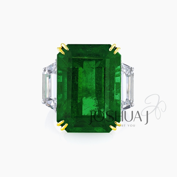 Emerald Three-Stone Ring