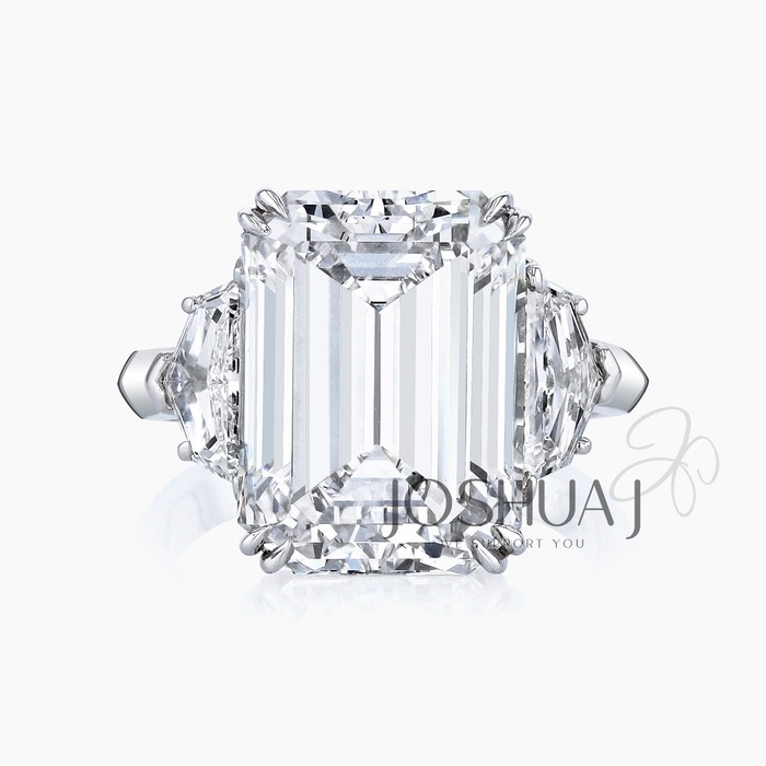 Emerald-Cut Diamond Ring