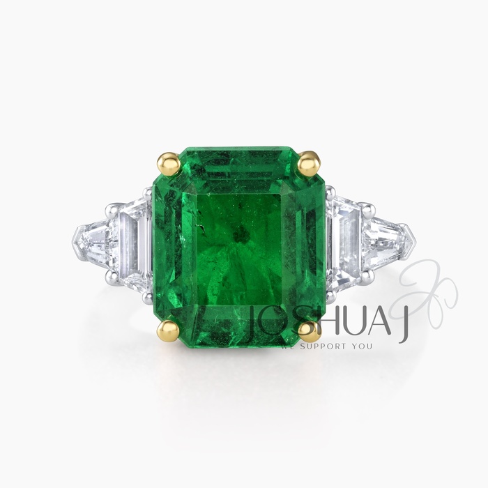 Emerald Ring
