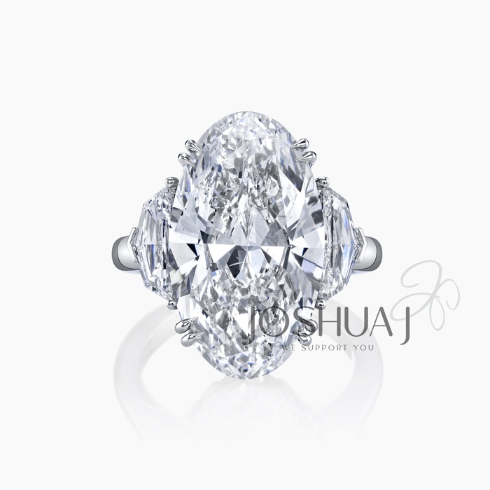 Oval Diamond Ring