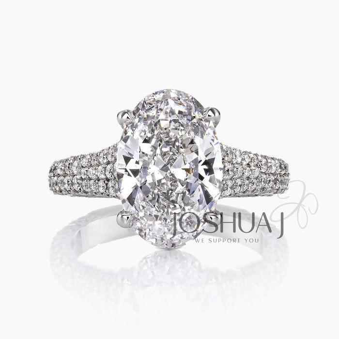 Oval Diamond Ring
