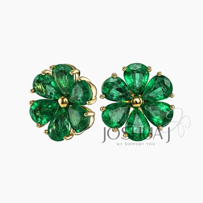 Pear Emerald Stud Earrings