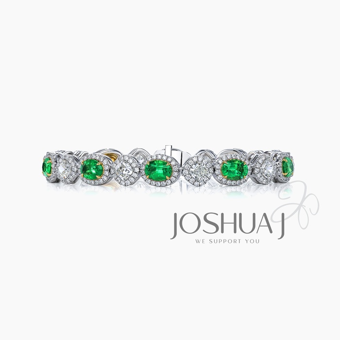 Oval Emerald Bracelet
